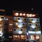 Fly Inn Madagascar Hotel