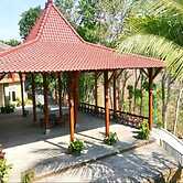 Bina Karya Guesthouse