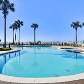 Grand Panama Beach Resort by Book That Condo