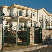 Luxury Villa at Alhaurin Golf nr Mijas, pvt Heated Pool, Wifi, Aircon,