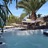 Zen Republic Villa Vista mar