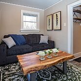 Cozy Carriage House | Walk to UNC | + Free Bikes