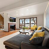 Peaceful Retro Retreat w/Stunning Lake Views!!