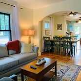 Cozy Bungalow in Downtown Loveland w/Free Bikes!