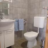 Charming Apartment in Vrsi Mulo, Great Place in Dalmatia for Family Va