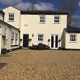 Courtyard Cottage - Great Paxton