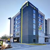 Home2 Suites by Hilton Savannah Midtown, GA