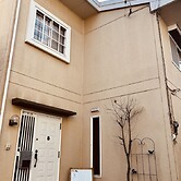 Tuktuk House
