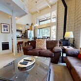 Sierra Park Villas 11 Spacious and Bright, Walk to Shops, Restaurants,