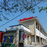 RedDoorz near Padang Golf Adisucipto