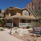 Harvest House Bed & Breakfast