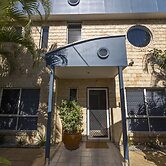 Beach House Bed & Breakfast