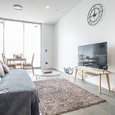 Home With Convenient Location! Close to Train&cbd