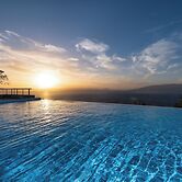 Searocks Exclusive Villas Resort