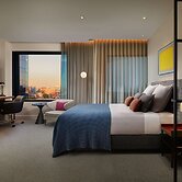 Next Hotel Melbourne, Curio Collection by Hilton