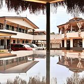 Paloma Guest House & Restaurant
