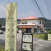 Guesthouse & Beach Cafe Fuego, Hostel