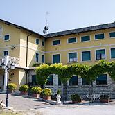Hotel La Pina
