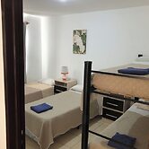 Cabaña del Sol Upper Floor 2 Bedroom Cabin for 6 Guests