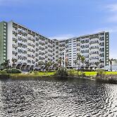 Pinnacle Port by Book That Condo