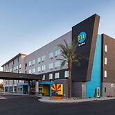 Tru By Hilton Phoenix Glendale Westgate, AZ