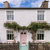 Maggie Puddle Cottage