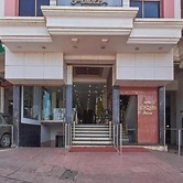 Hotel Adarsha Palace