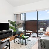 Little Grenfell Apartments by Urban Rest