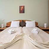 Room in Guest Room - Valensija - Standard Twin Room