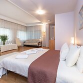 Room in Guest Room - Valensija - Large Suite Apartment