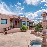 Dorthia Garden Retreat & Views by Kokopelli Property Management