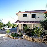 Apartment in Gasponi With Mountain Views