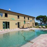 Villa w/ Wine Tours Near Beach