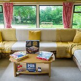 Tadpole Retreat:sleeps 4, Kitchen, Bathroom&lounge