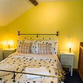 Sunshine Annex-double Bed,ensuite, Lounge, Kitchen