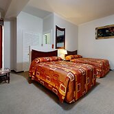 Regency Suites Hotel