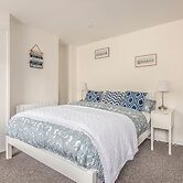 Cottage - Sleeps 6 - Pet Friendly - Patio