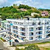 Blue Star Apartments and Hotel