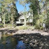 735 Bleeker St E #735