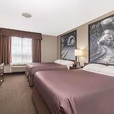 Super 8 by Wyndham Red Lake ON