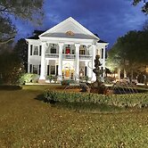 Historic Michabelle Inn