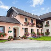 Landhotel Lacknerhof