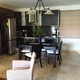 Lifestyle Royal Suites