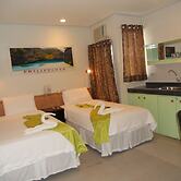 Cinfandel Suites
