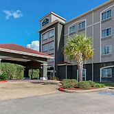 La Quinta Inn & Suites by Wyndham Leesville Ft. Polk