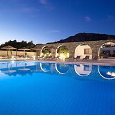 Coriva Beach Hotel