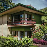 Ficus Sunset Suites