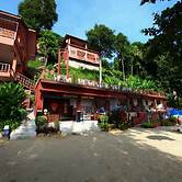 Koh Ngai Cliff Beach Resort