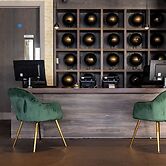 Hotel Xanadu