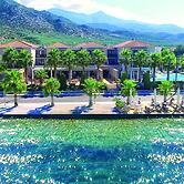 Valis Resort